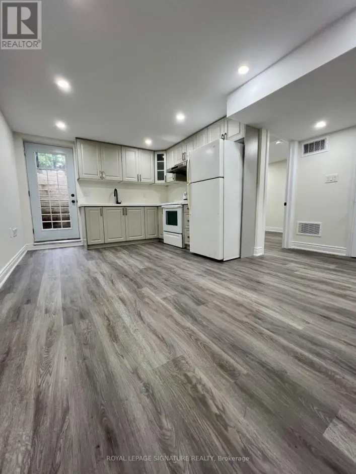 28 SKELTON BOULEVARD, Brampton
