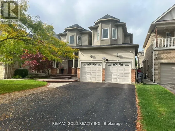 28 SOVEREIGN'S GATE, Barrie