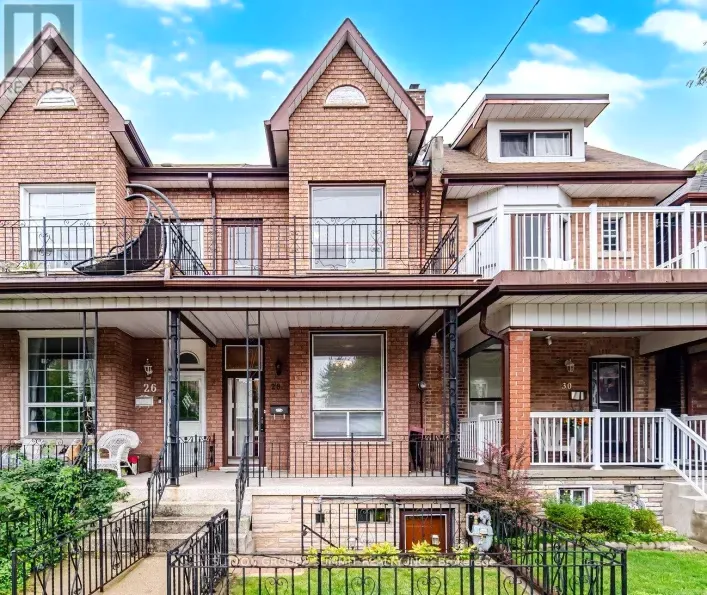 Row / Townhouse for sale: 28 SYMINGTON AVENUE, Toronto