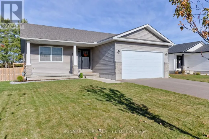 28 TERRANCE DRIVE, Petawawa