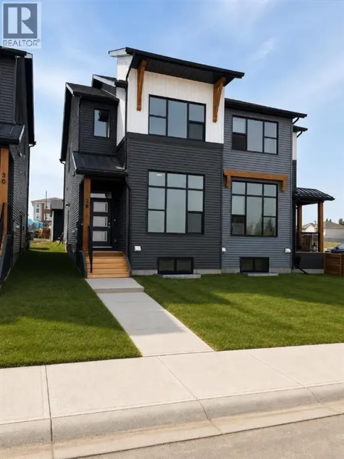 28 Tillotson Loop, Okotoks