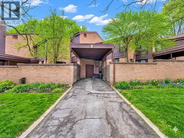 28 UNDERHILL Crescent Unit# 3, Kitchener