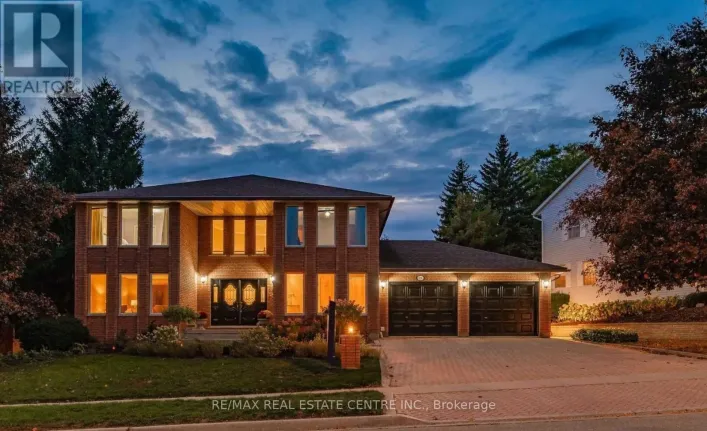 28 WALNUT DRIVE, Guelph