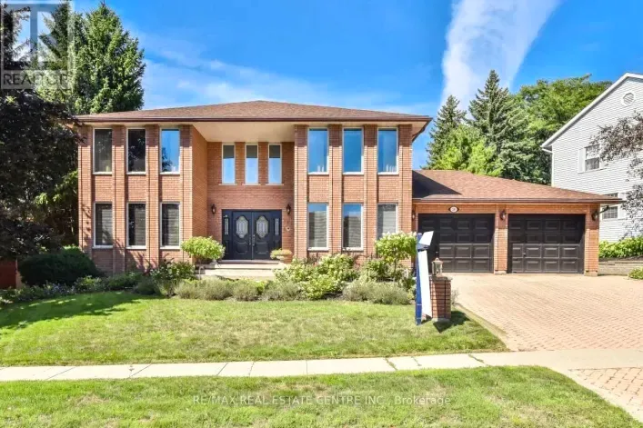 28 WALNUT DRIVE, Guelph
