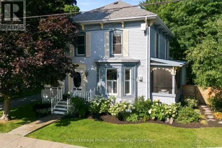 28 WEST STREET, Prince Edward County