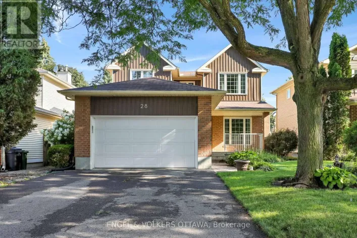 28 WEYBRIDGE DRIVE, Ottawa