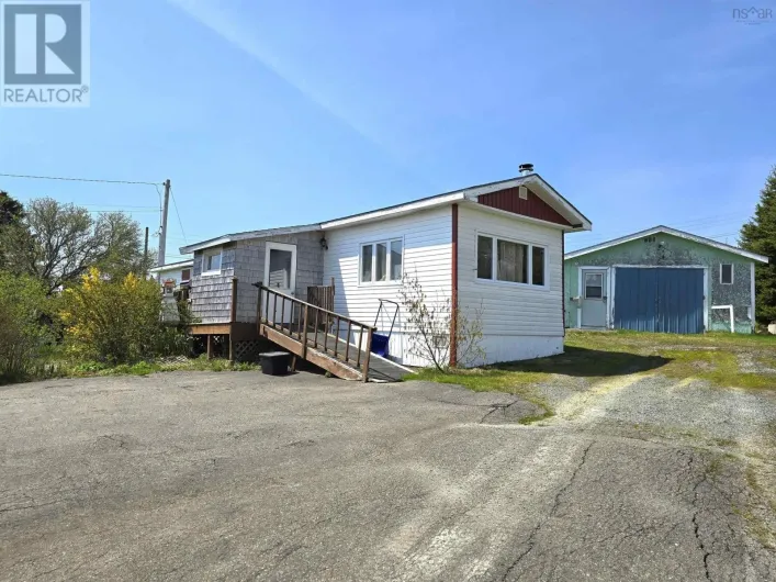 28 White Ash Lane, Crescent Beach