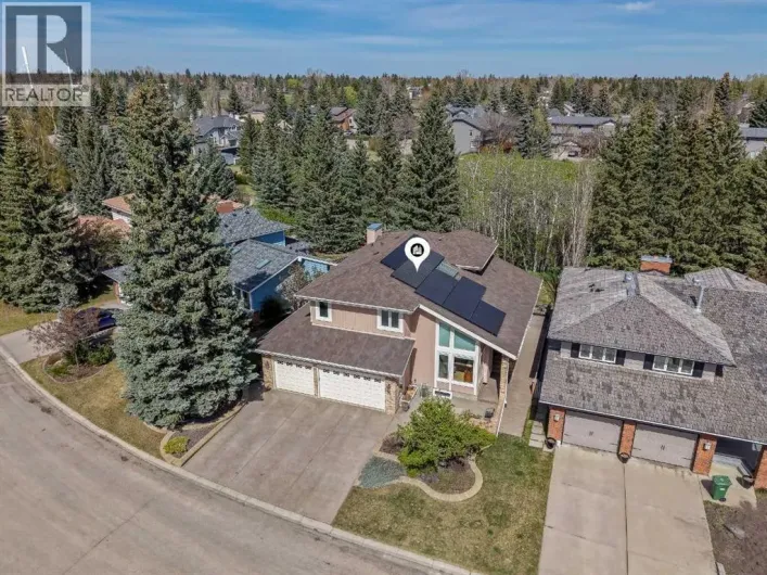 28 Woodacres Way SW, Calgary