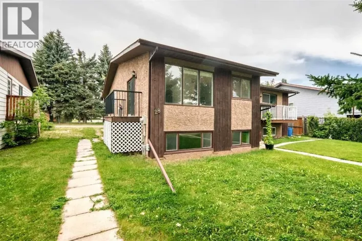 28 Woodland Drive, Lacombe