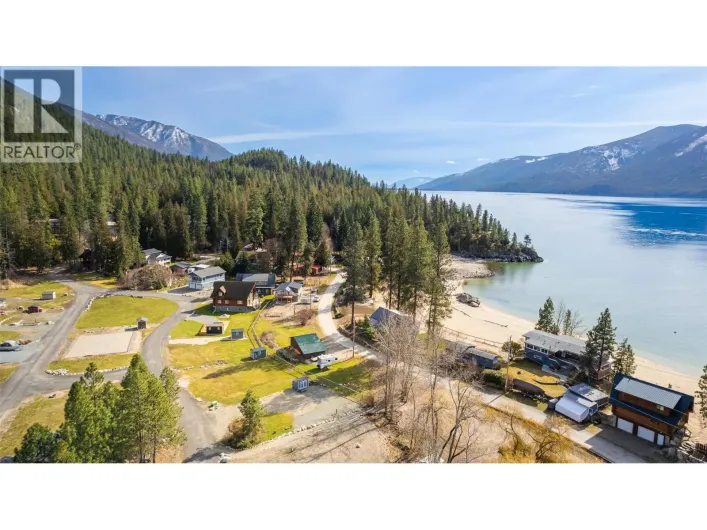280 Laguna Crescent, Twin Bays