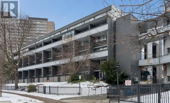 2802 - 5 QUARRINGTON LANE, Toronto