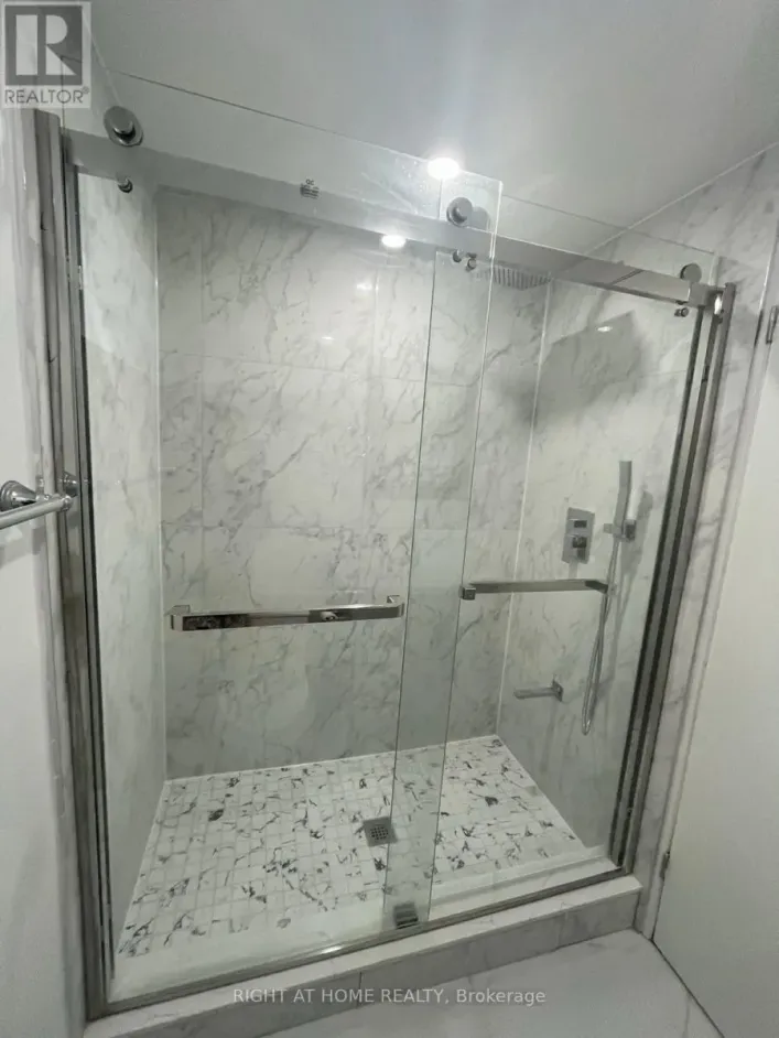 2802 HOLLINGTON CRESCENT, Mississauga