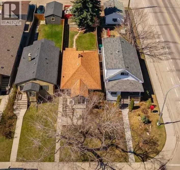 2803 26A Street SW, Calgary