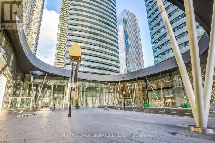 Apartment for sale: 2804 - 14 YORK STREET, Toronto