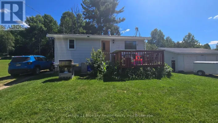 2805 CHISWICK LINE, Chisholm