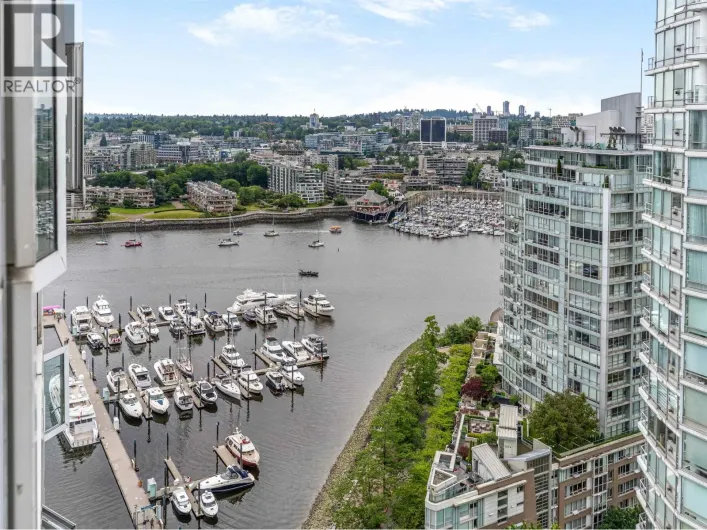 2807 1199 MARINASIDE CRESCENT, Vancouver
