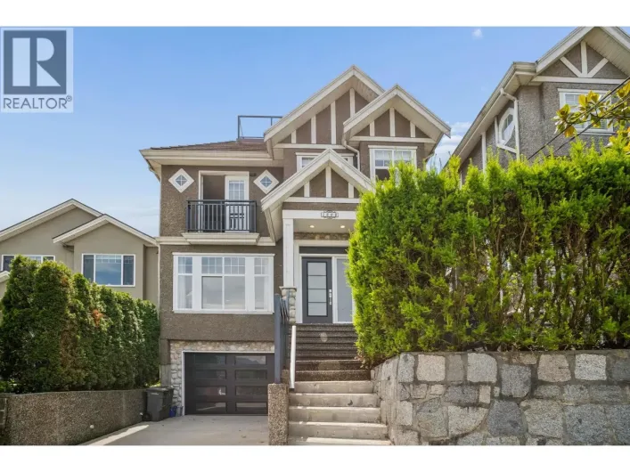 2808 WALL STREET, Vancouver