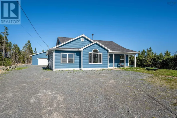 281 Heselton Drive, Ostrea Lake