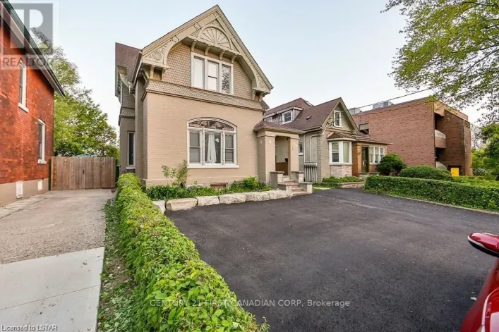 281 HILL STREET, London East