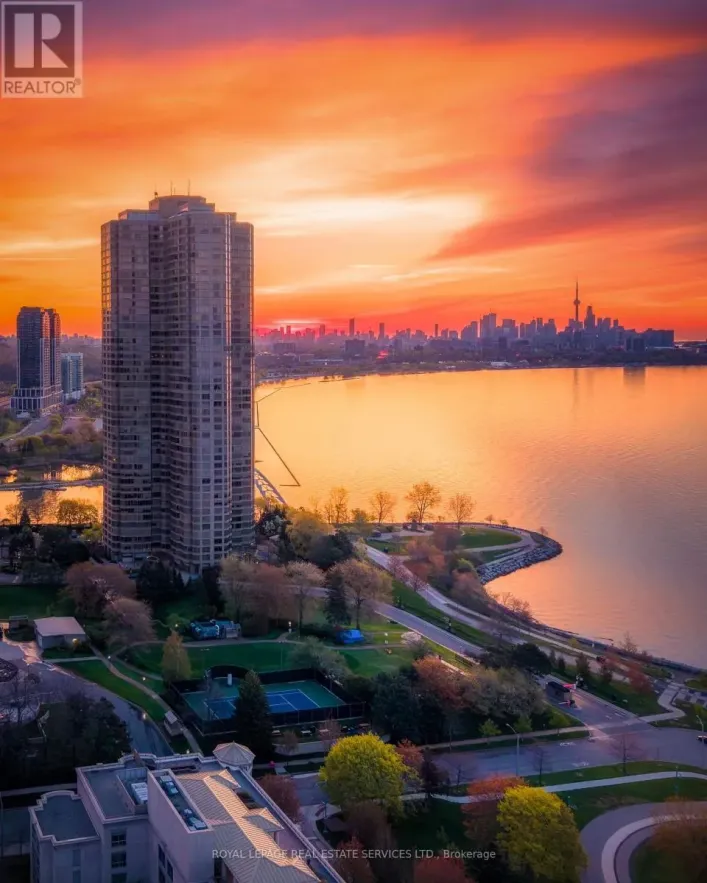 2812 - 1 PALACE PIER COURT, Toronto