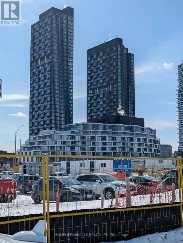 2812 - 1 QUARRINGTON LANE, Toronto