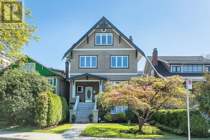 2814 W 3RD AVENUE, Vancouver