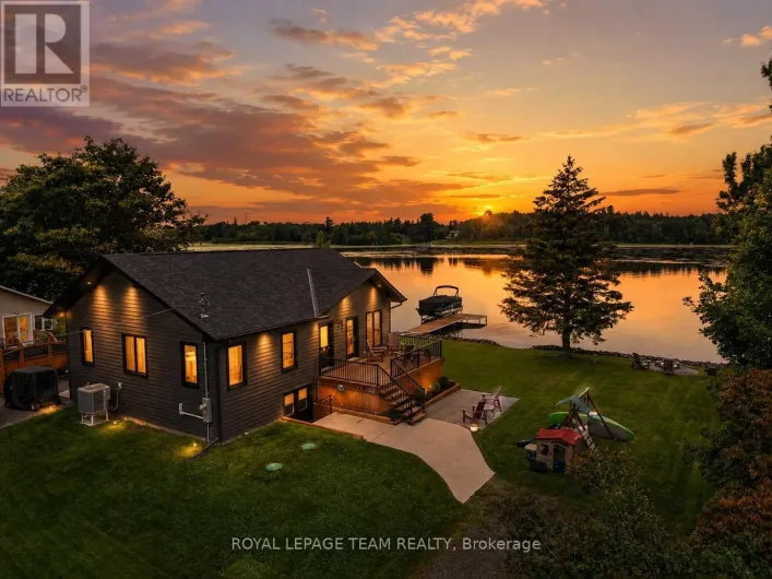 2815 GOLF COURSE LANE, North Grenville