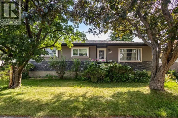 2816 24 Street NW, Calgary