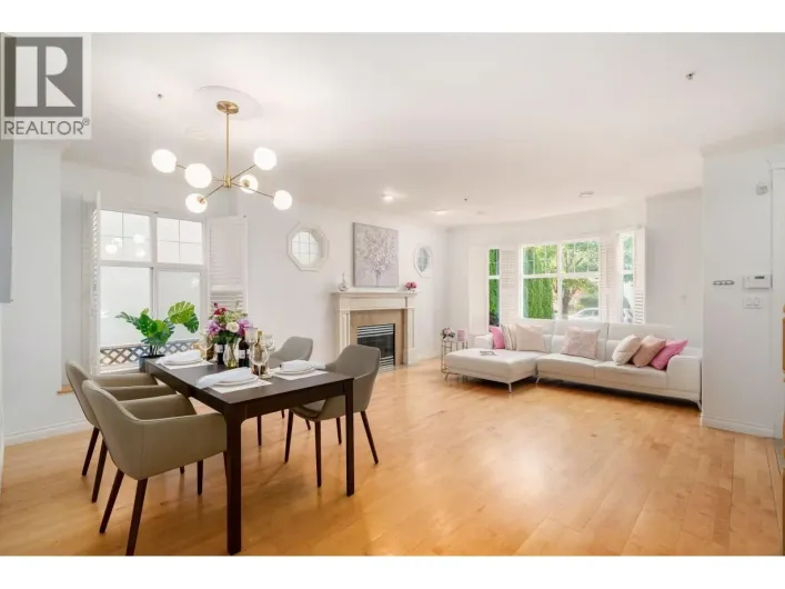 2818 W 19TH AVENUE, Vancouver