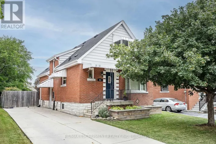 282 EAST 13TH STREET, Hamilton
