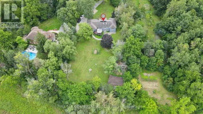 282 RIDGE ROAD, Aurora