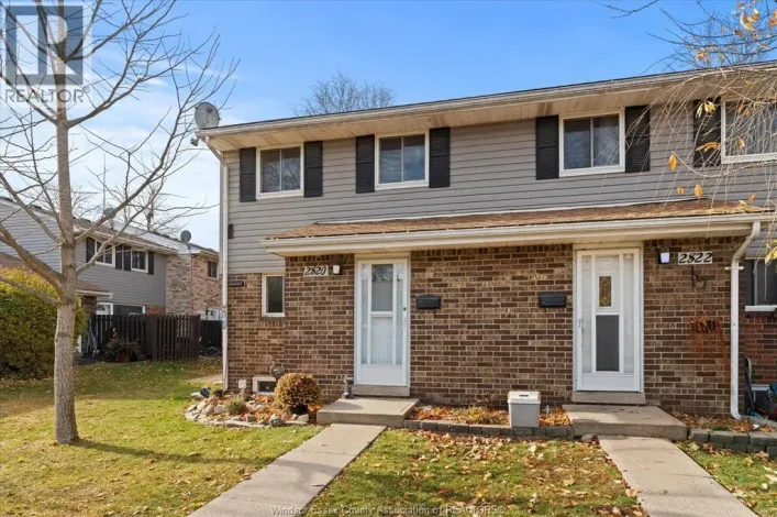 2820 MEADOWBROOK LANE Unit# 13, Windsor