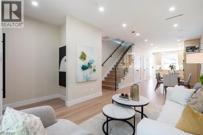 2826 CHEYENNE AVENUE, Vancouver
