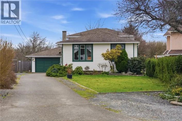 2829 Pickford Rd, Colwood