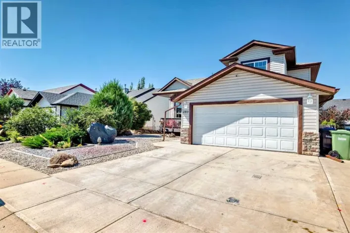 283 Highland Circle, Strathmore