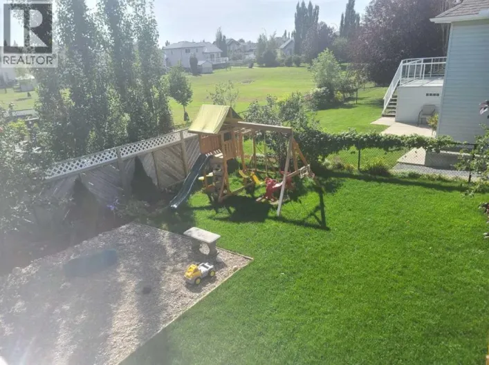 283 Highland Circle, Strathmore