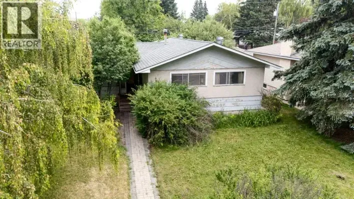 2836 Brentwood Boulevard NW, Calgary