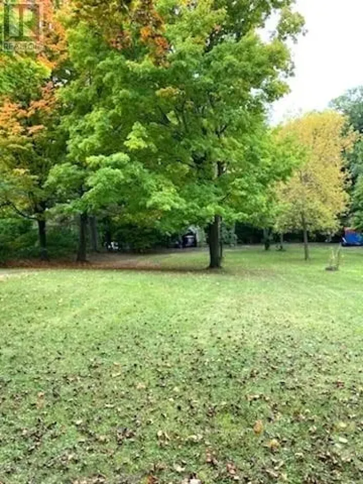 284 CHURCH STREET, Penetanguishene