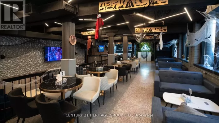 284 RICHMOND STREET E, Toronto