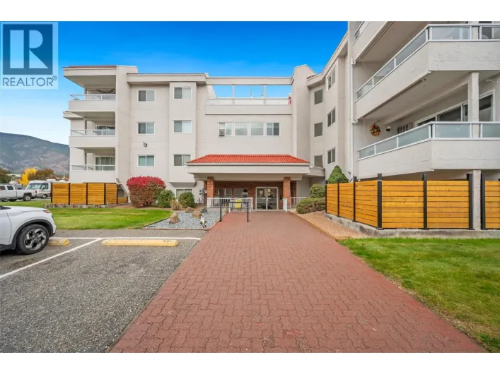 284 YORKTON Avenue Unit# 404, Penticton