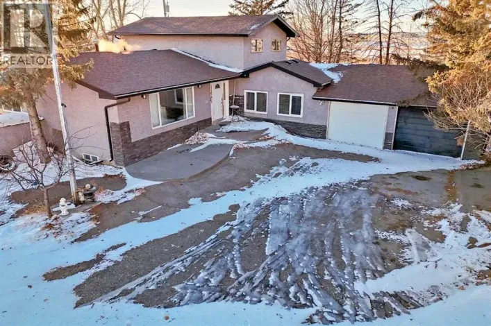 284211 Township Road 252, Rural Rocky View County