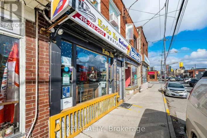 2848 DUFFERIN STREET, Toronto