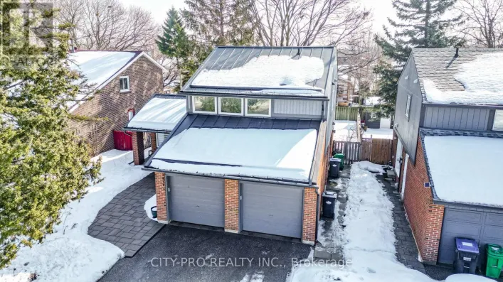 2848 WINDWOOD DRIVE, Mississauga
