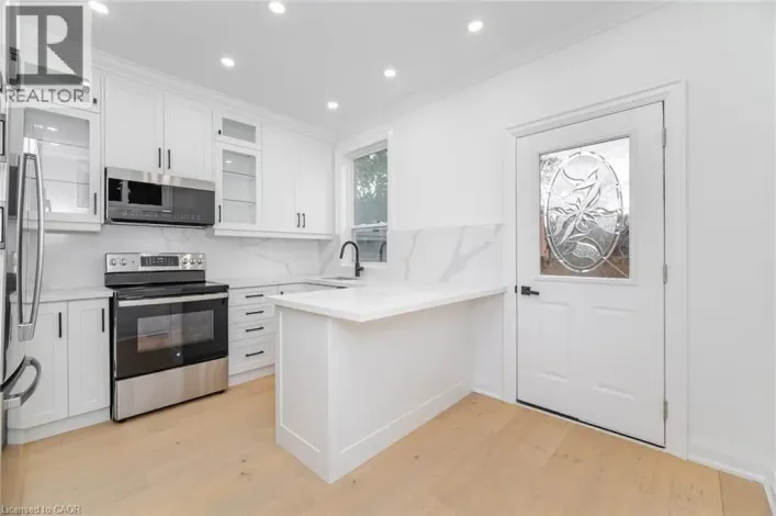 285 CHARLTON Avenue W, Hamilton