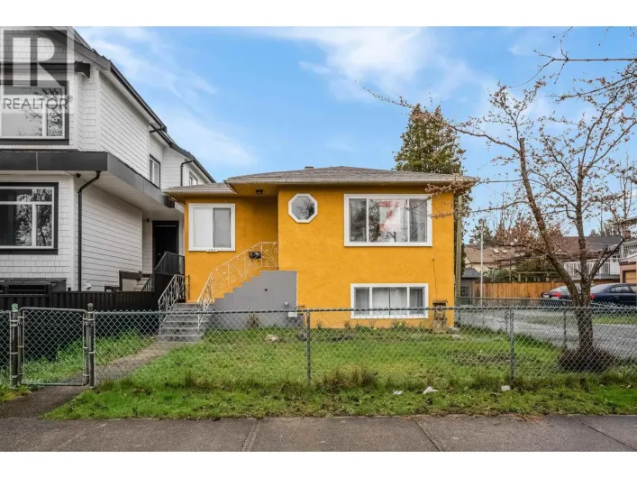 285 E 48TH AVENUE, Vancouver