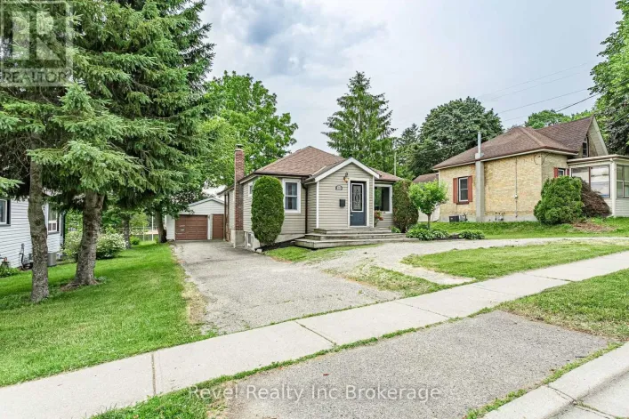 285 FINKLE STREET, Woodstock