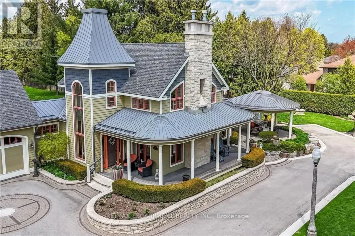 285 HAMILTON DRIVE, Hamilton