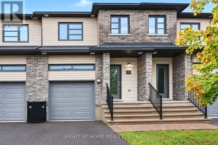 285 MUNRO STREET, Carleton Place