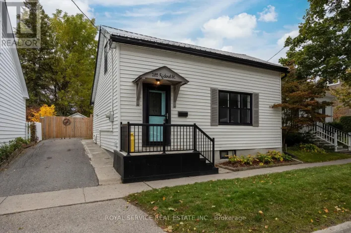285 RIDOUT STREET, Port Hope