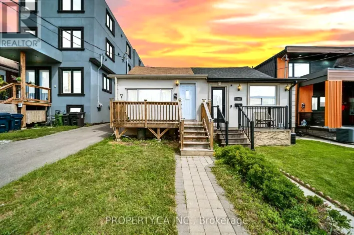 285 ROBINA AVENUE, Toronto
